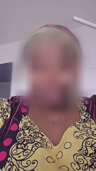 Amira, 38