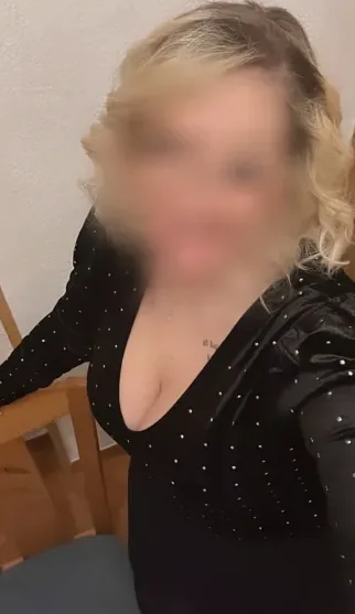 Ella, 37