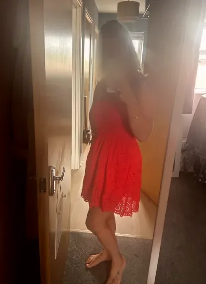Emilie, 34