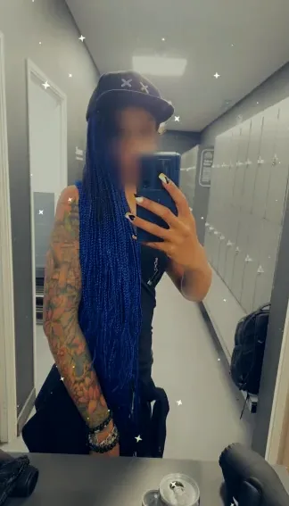 Ivana, 34