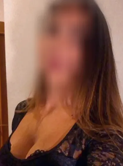 Merle, 28
