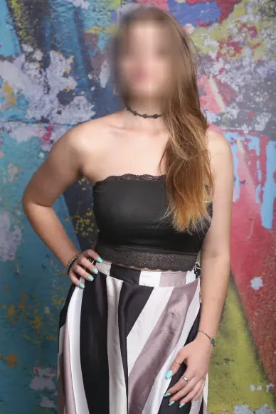 Milica, 27