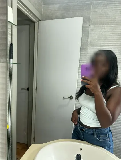 Sofie, 29
