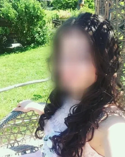 Yasmin, 36